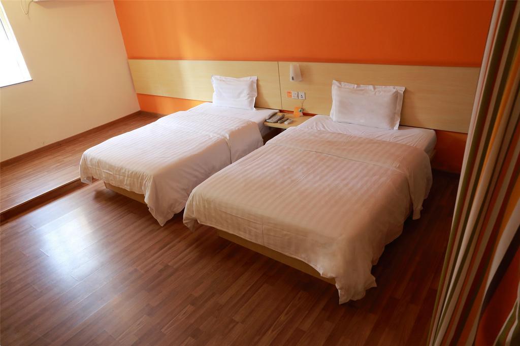 7Days Inn Tianjin Zhongshan Road חדר תמונה