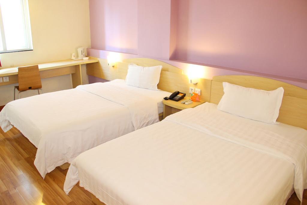 7Days Inn Tianjin Zhongshan Road חדר תמונה